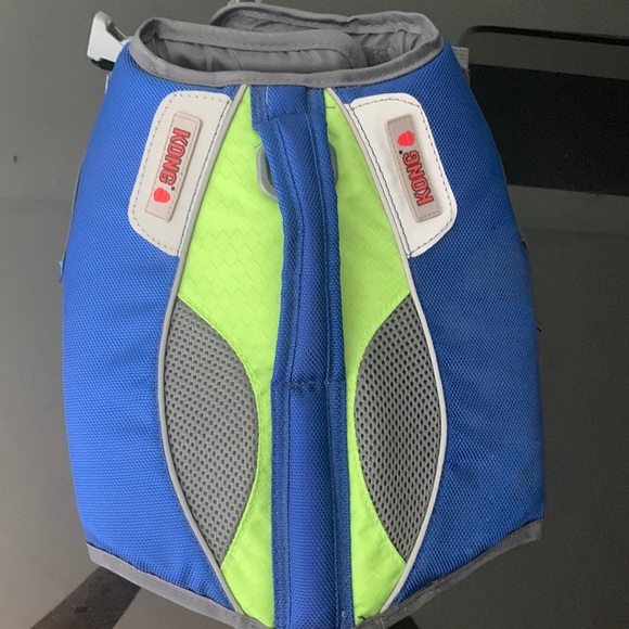 Kong life jacket green and blue small XS for pets - Picture 1 of 6
